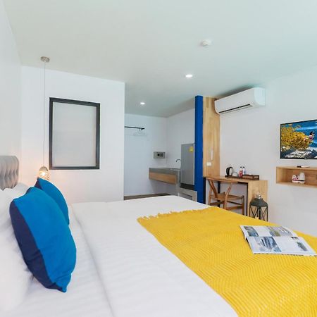Kraam Silhouette Hotel And Cafe Phuket Chalong Εξωτερικό φωτογραφία