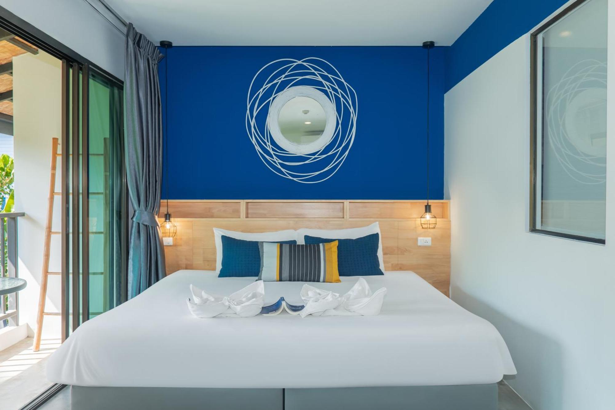 Kraam Silhouette Hotel And Cafe Phuket Chalong Εξωτερικό φωτογραφία