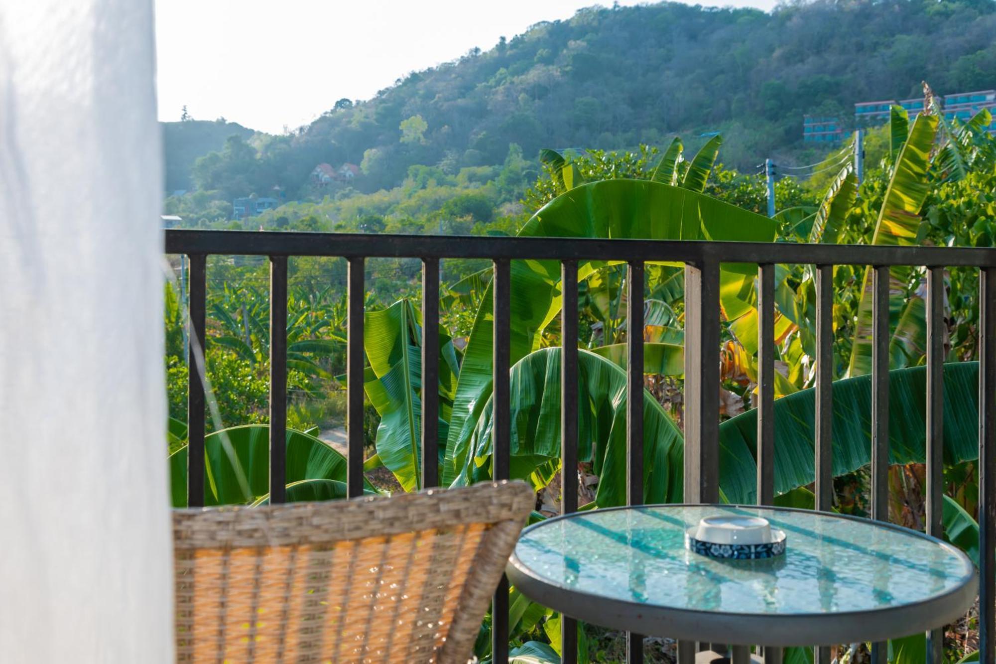 Kraam Silhouette Hotel And Cafe Phuket Chalong Εξωτερικό φωτογραφία